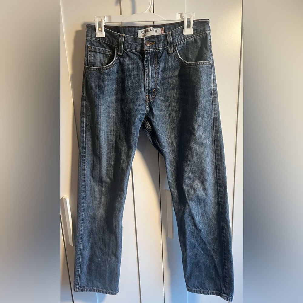 Levi’s 505- medium wash jeans